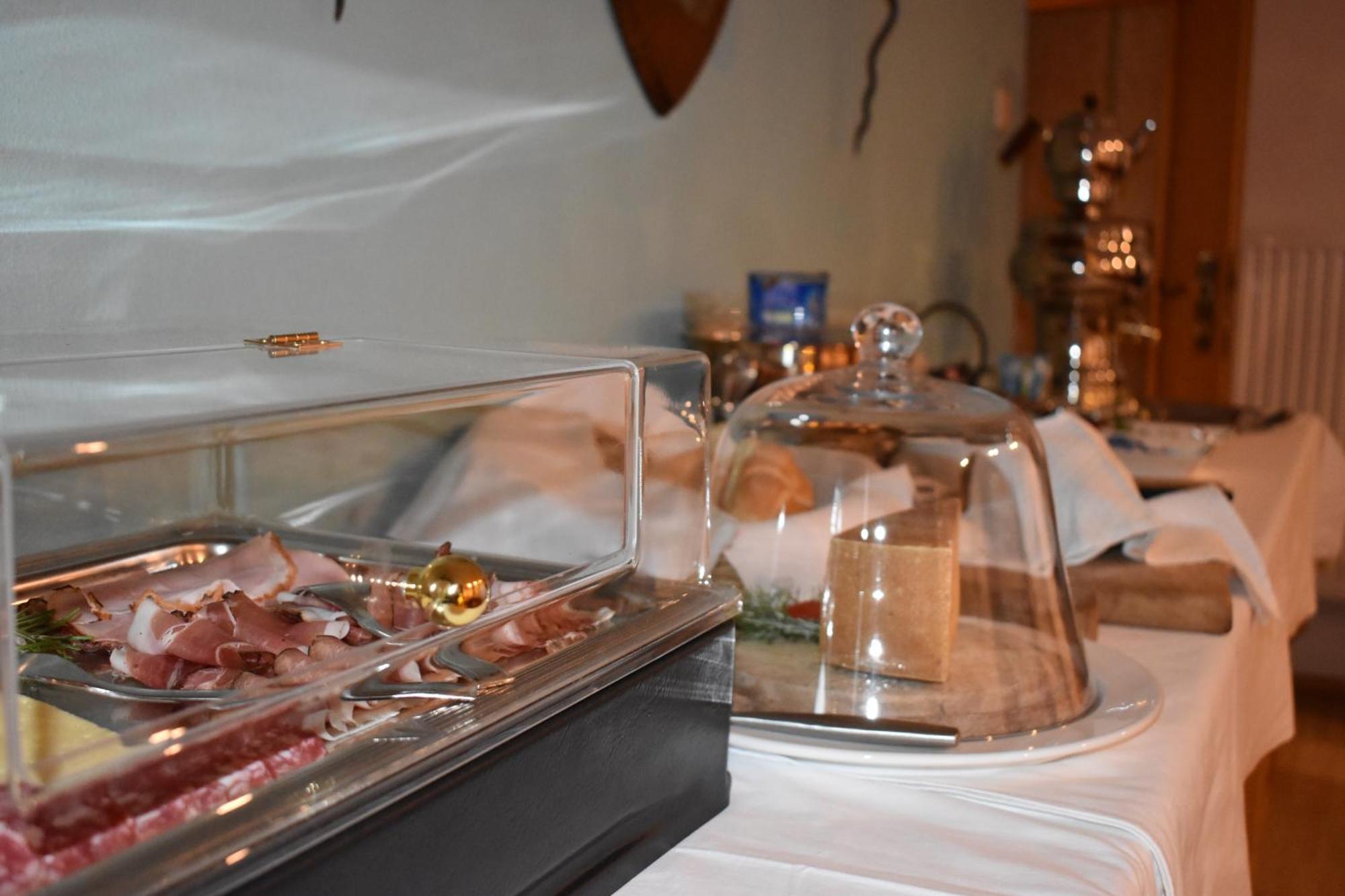 Hirschstube Nauders B&B 외부 사진