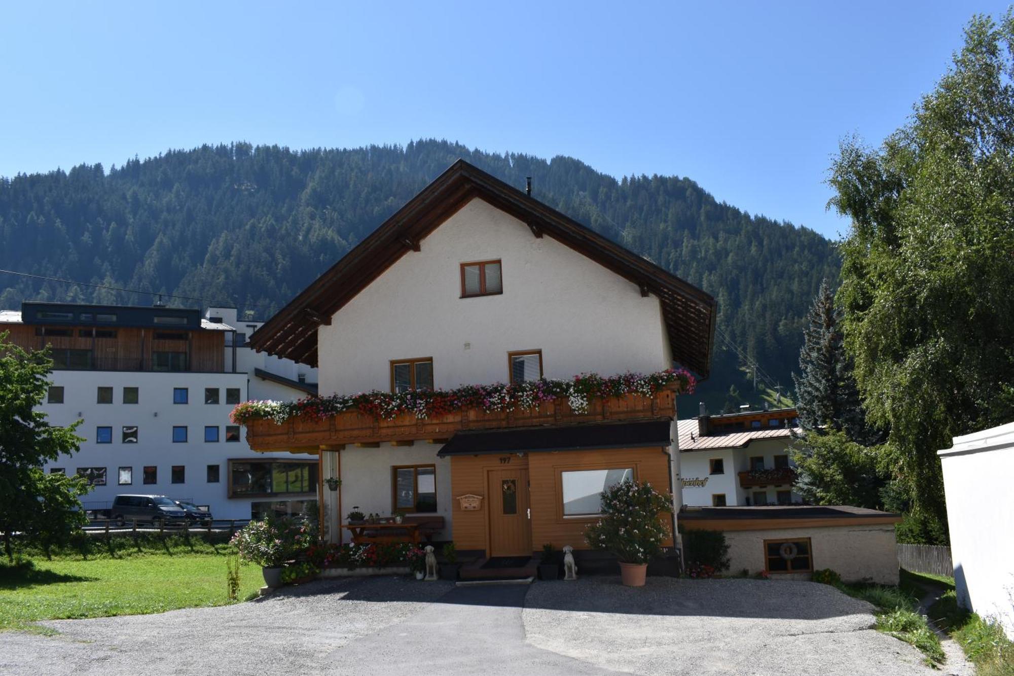 Hirschstube Nauders B&B 외부 사진
